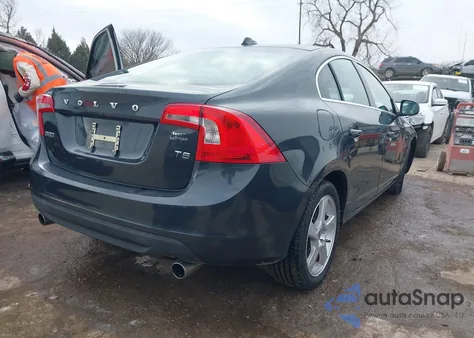 2012 Volvo S60 T5 из США, поврежденный, VIN YV1622FS2C2095270